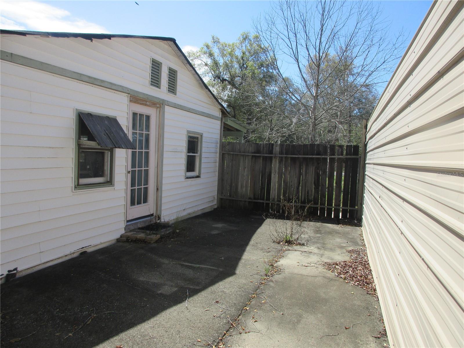 18601 SE 24TH LN, OCKLAWAHA, FL — photo 61