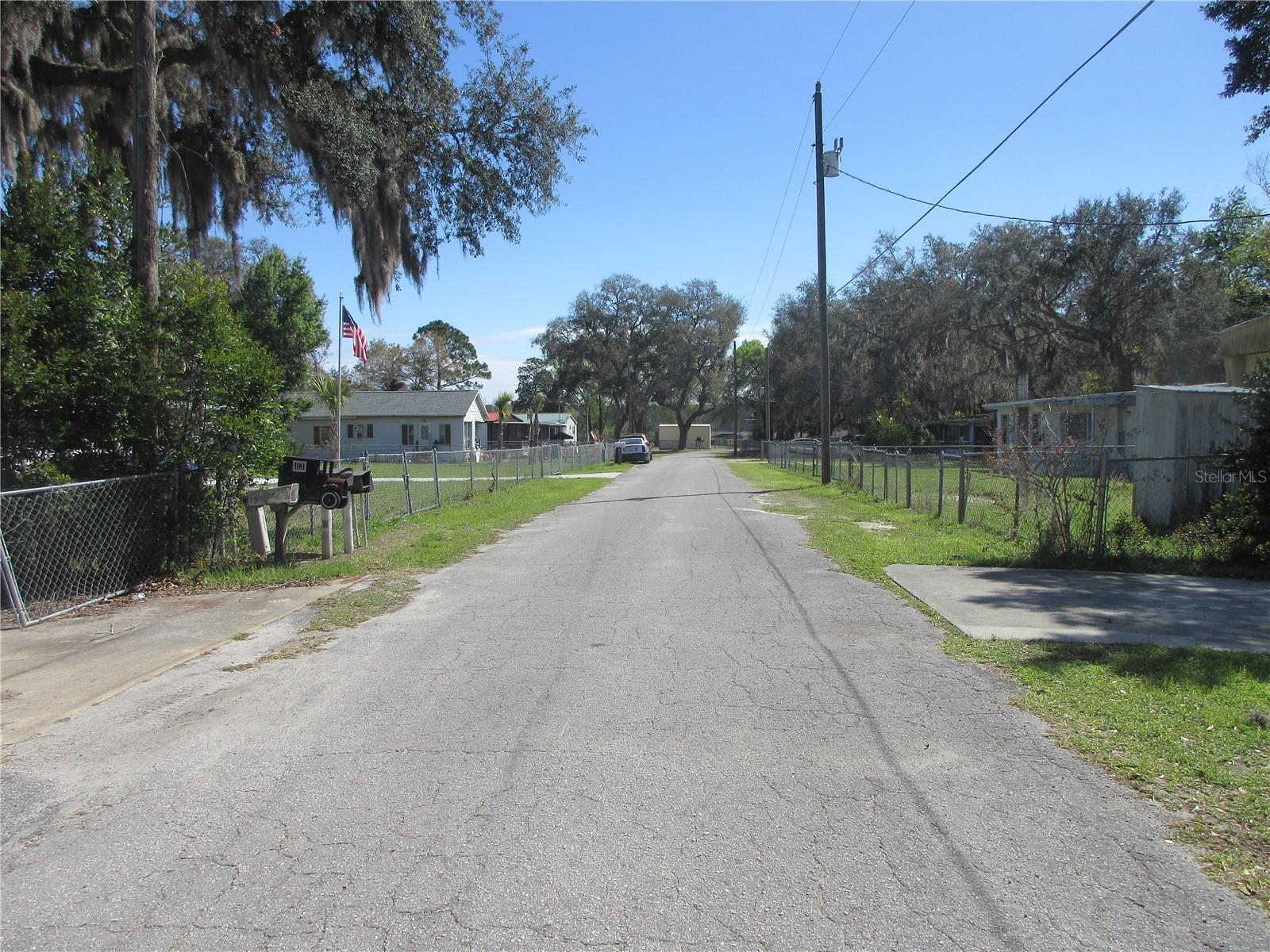18601 SE 24TH LN, OCKLAWAHA, FL — photo 93