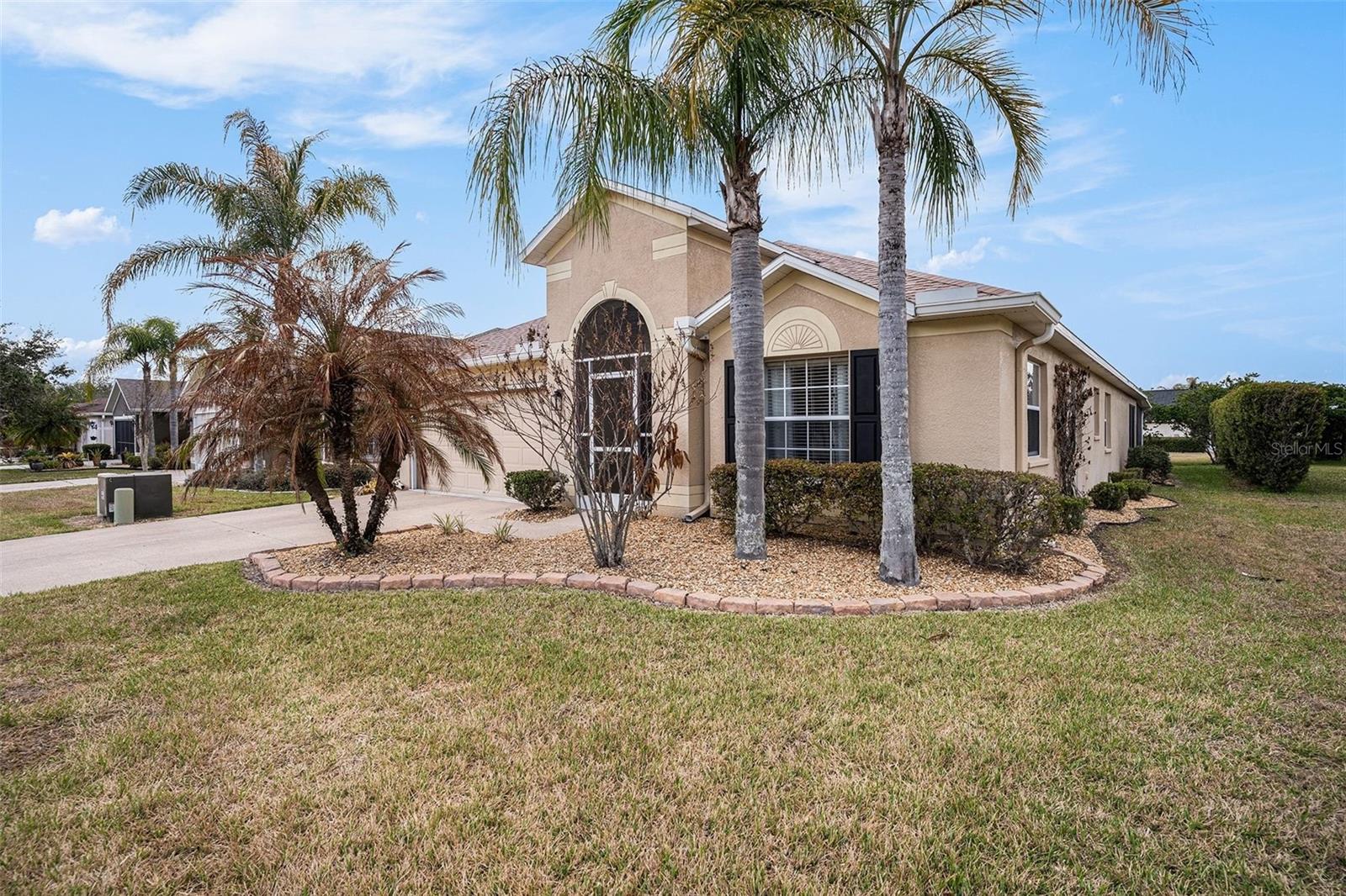 9524 ROLLING CIR, SAN ANTONIO, FL — photo 32