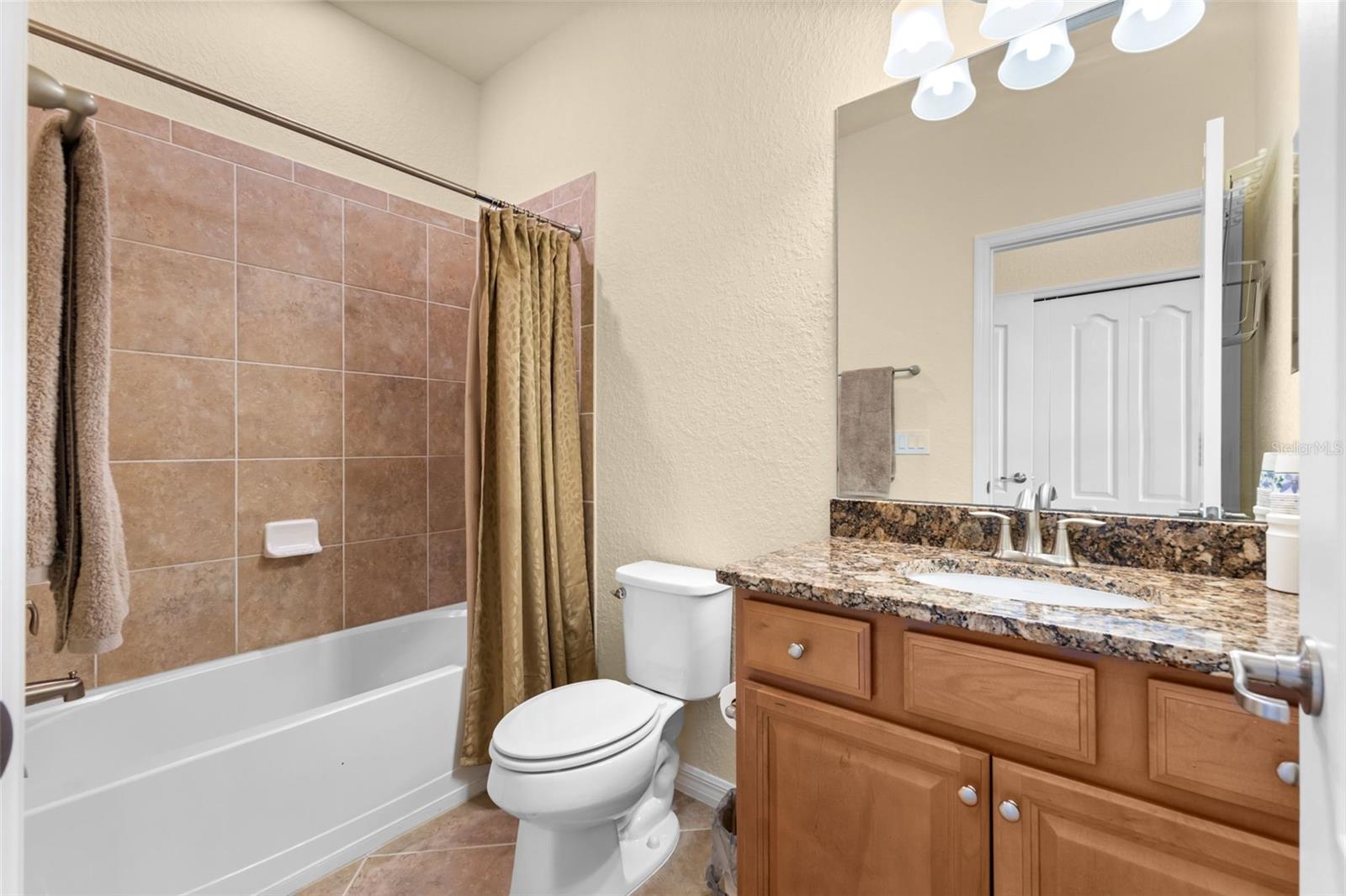 13238 FAMIGLIA DR, VENICE, FL — photo 17