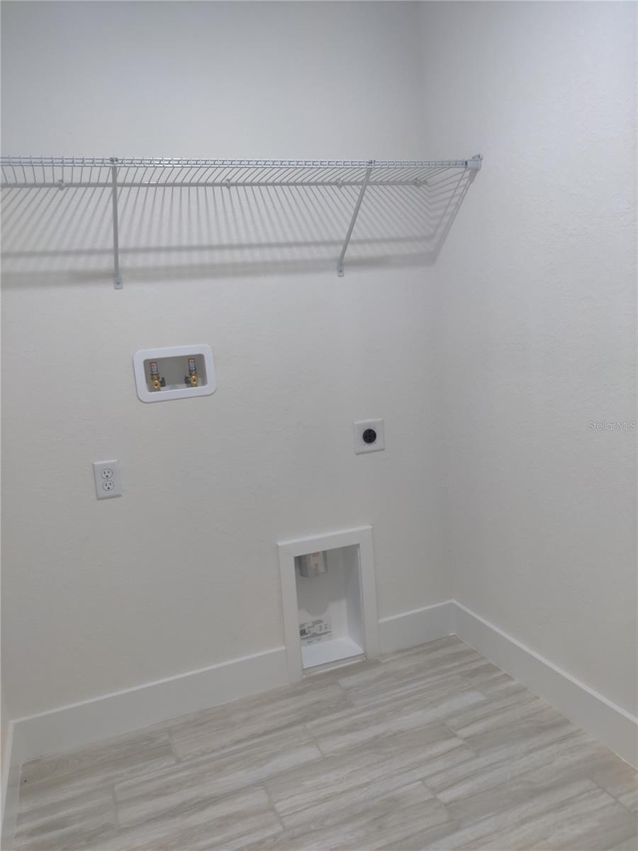 14606 MOCKING WREN RD, WEEKI WACHEE, FL — photo 8
