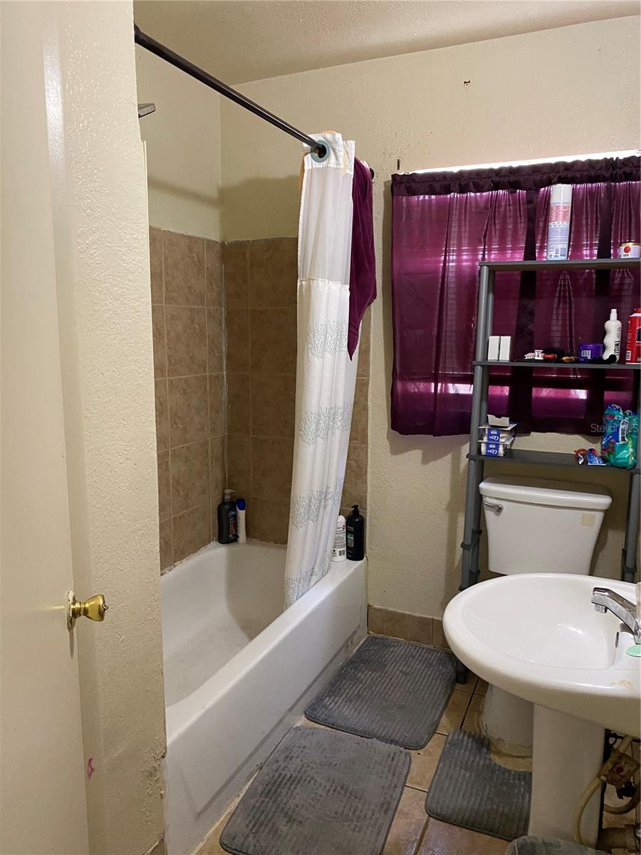 3016 MADELIA LN, KISSIMMEE, FL — photo 9