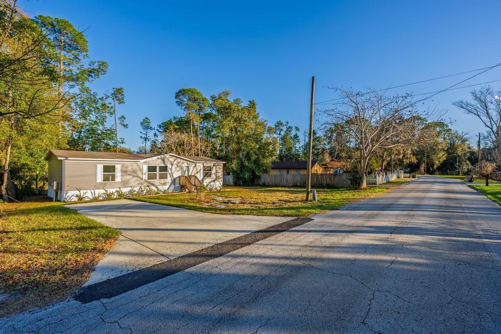 43740 SUNSET DR, PAISLEY, FL — photo 11
