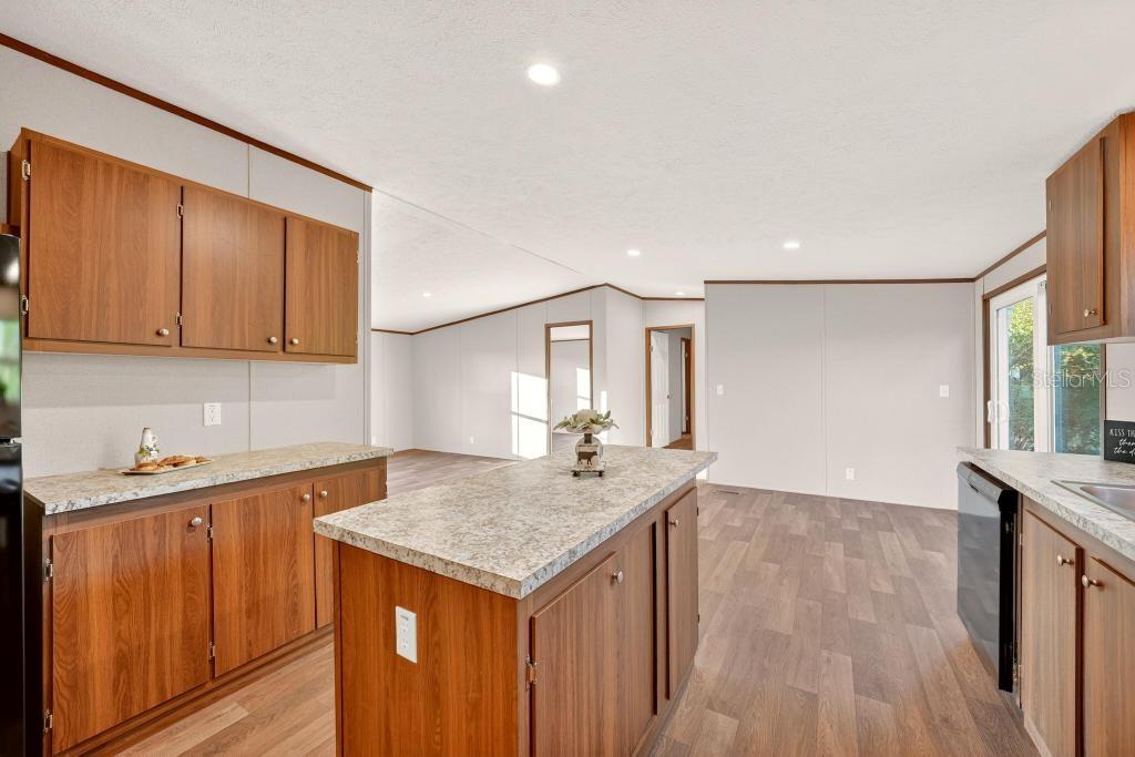 43740 SUNSET DR, PAISLEY, FL — photo 34