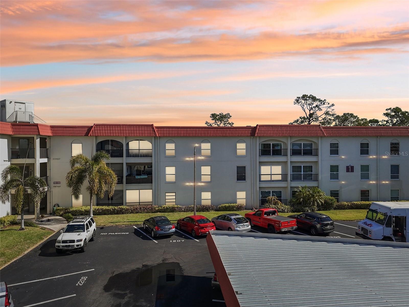 2700 BAYSHORE BLVD #1305, DUNEDIN, FL — photo 2