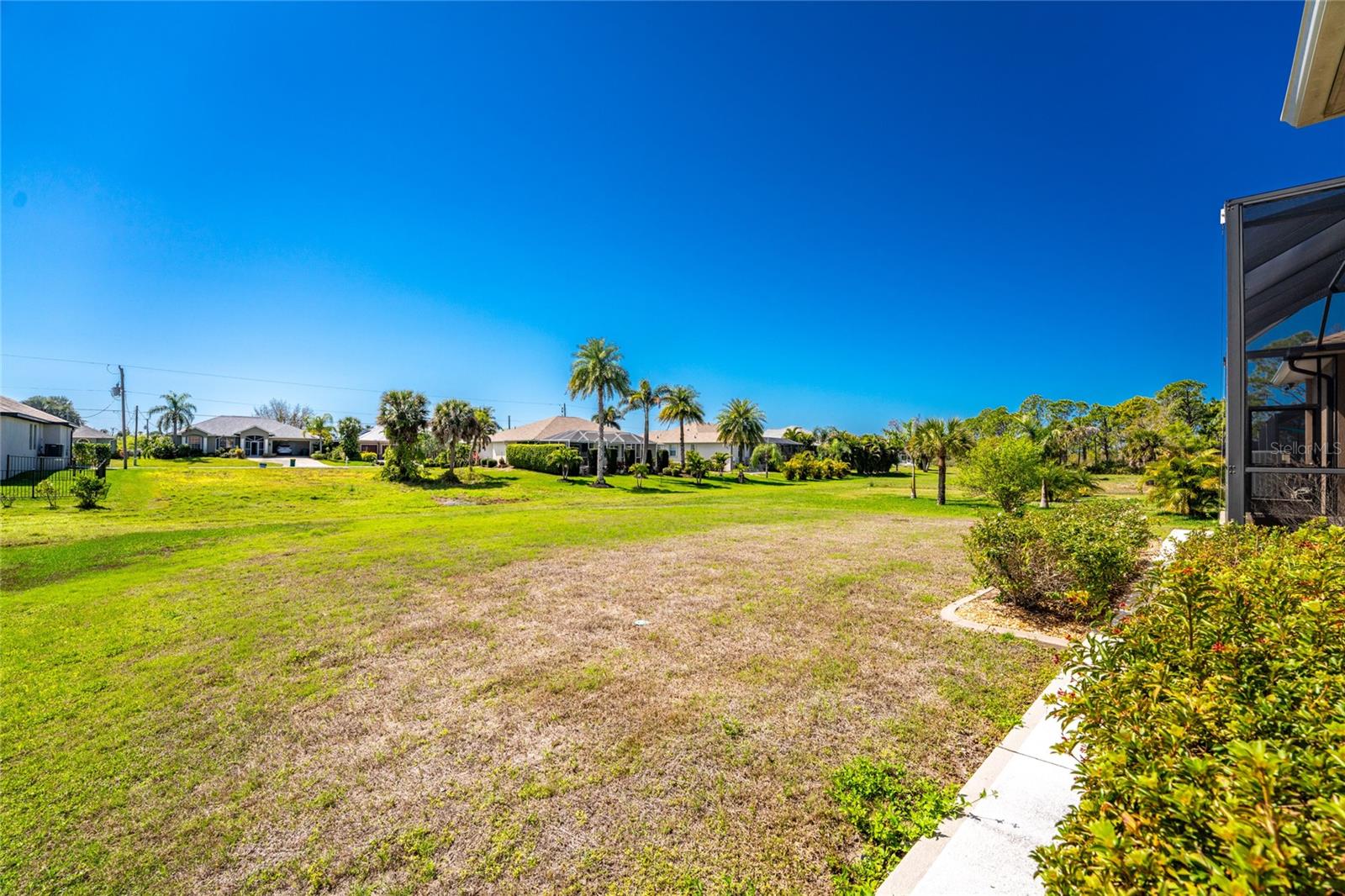 174 ROTONDA BLVD E, ROTONDA WEST, FL — photo 59