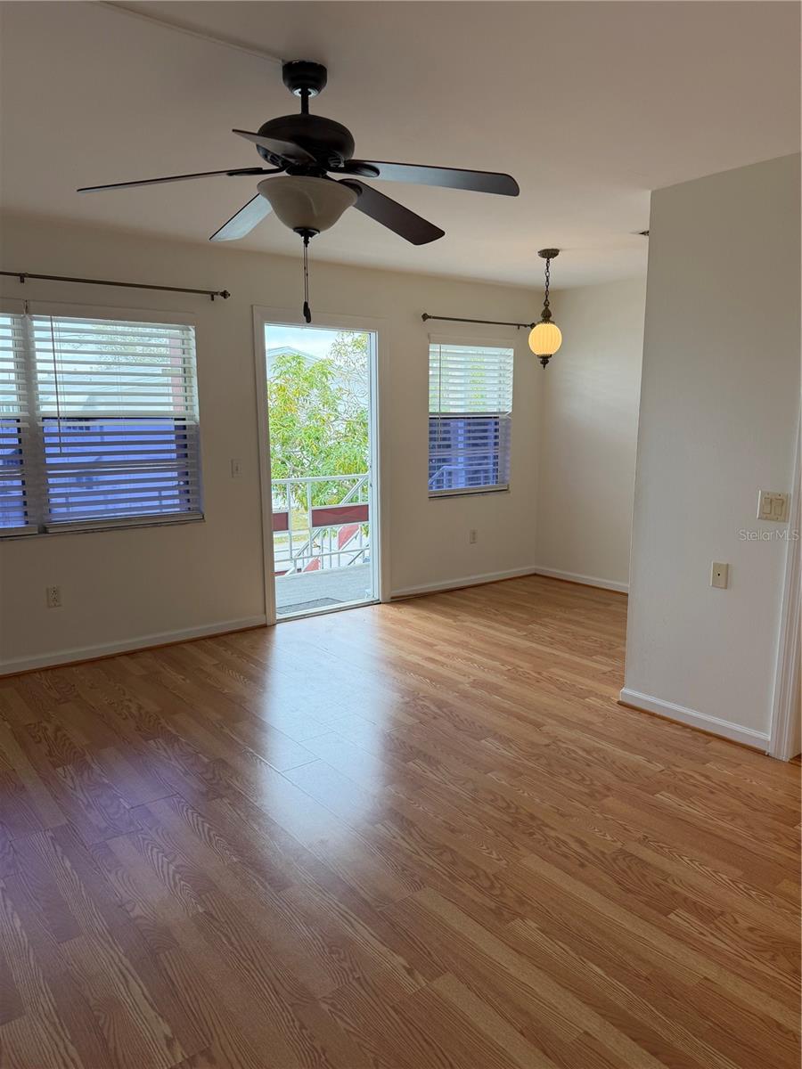 5850 18TH ST N #16, ST PETERSBURG, FL — photo 4