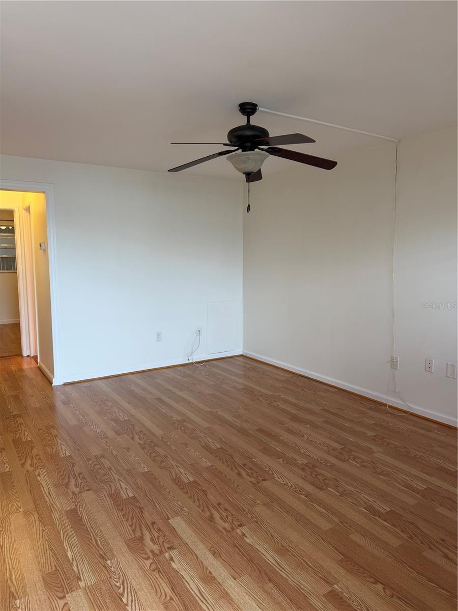 5850 18TH ST N #16, ST PETERSBURG, FL — photo 8