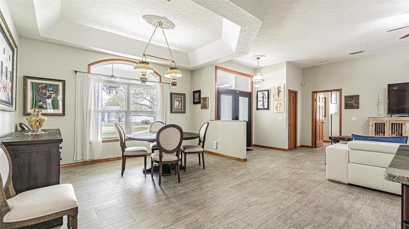 12211 COUNT PL, THONOTOSASSA, FL — photo 12