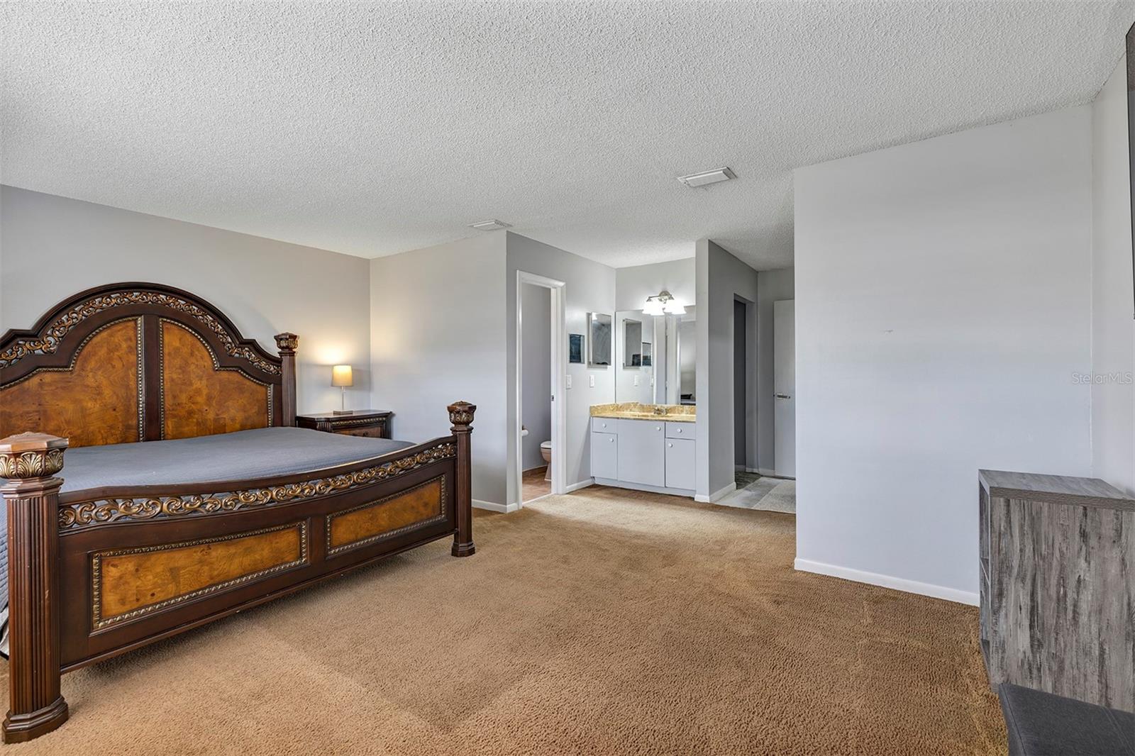 202 SW HOLDEN TER, PORT ST LUCIE, FL — photo 36
