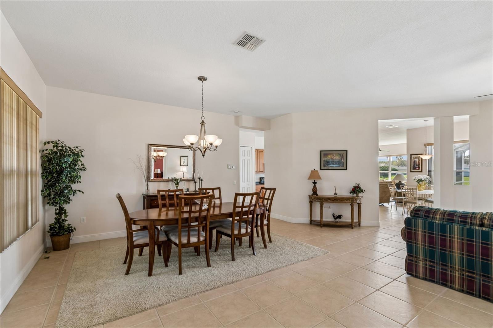 813 GLENDORA RD, KISSIMMEE, FL — photo 11