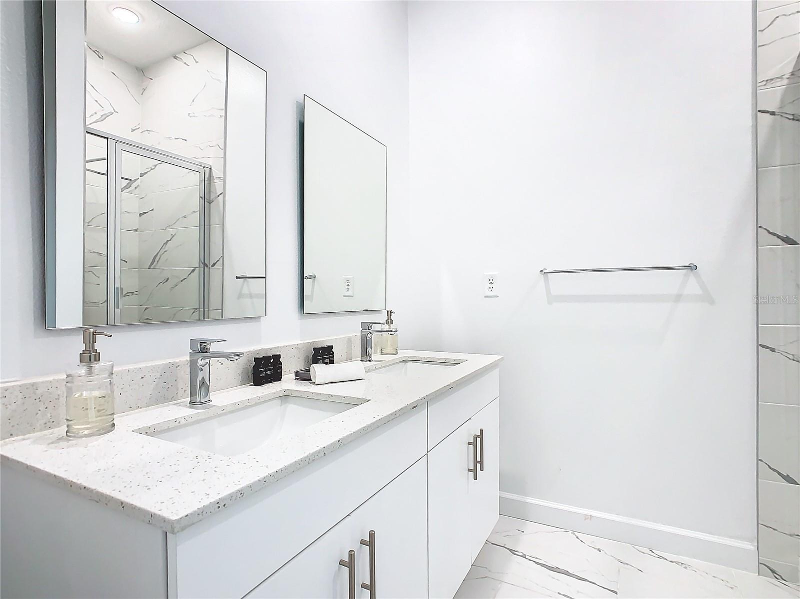 653 TRIKOMO DR, DAVENPORT, FL — photo 41