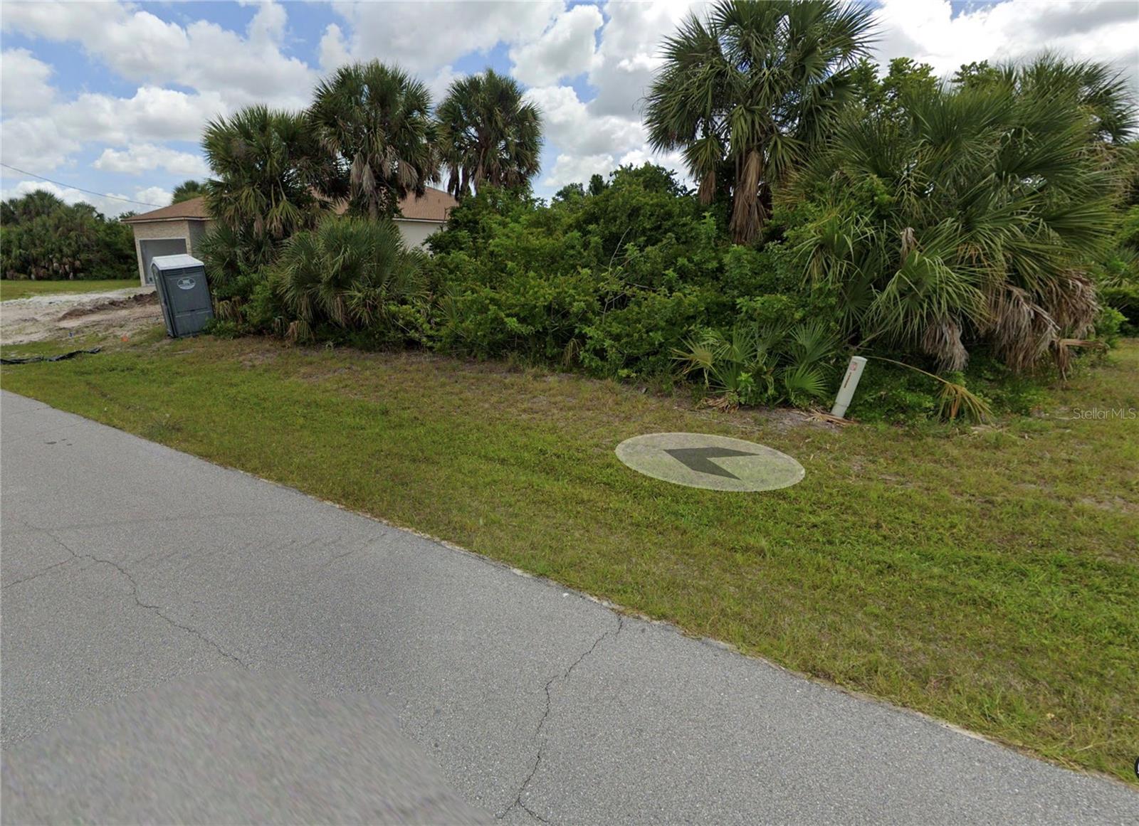 146 SPRING DR, ROTONDA WEST, FL — photo 2