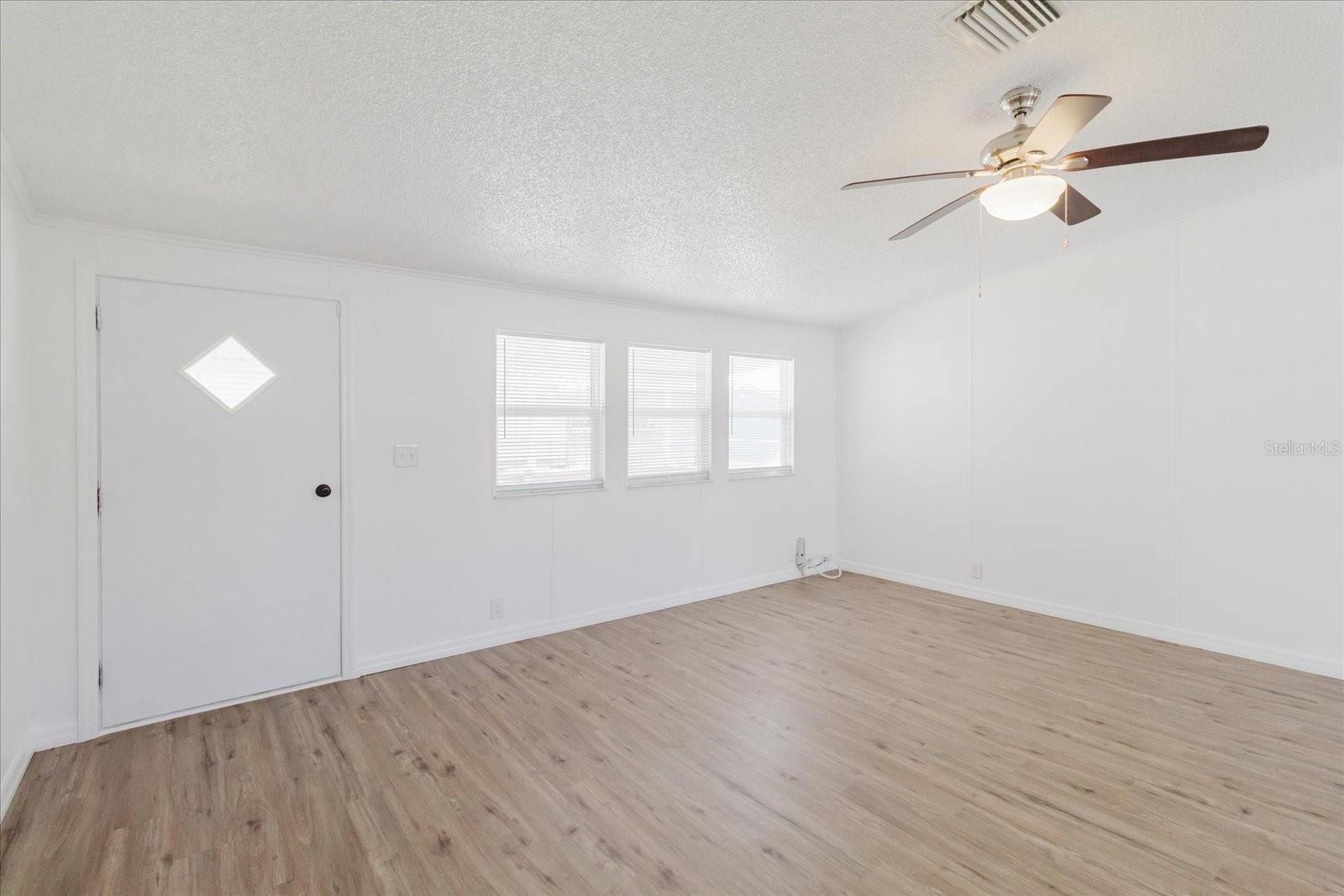 15401 NAVA ST, HUDSON, FL — photo 9