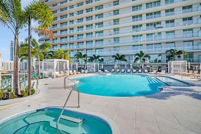 400 CENTRAL AVE #2405, ST PETERSBURG, FL — photo 17