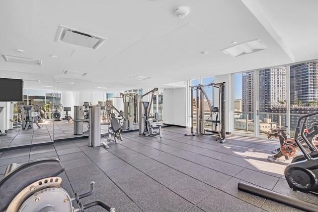 400 CENTRAL AVE #2405, ST PETERSBURG, FL — photo 23