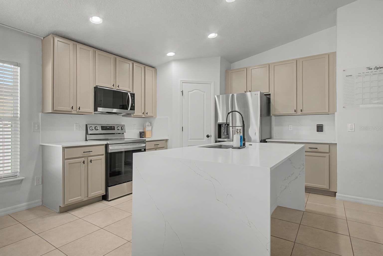 10502 BULL GRASS DR, ORLANDO, FL — photo 7