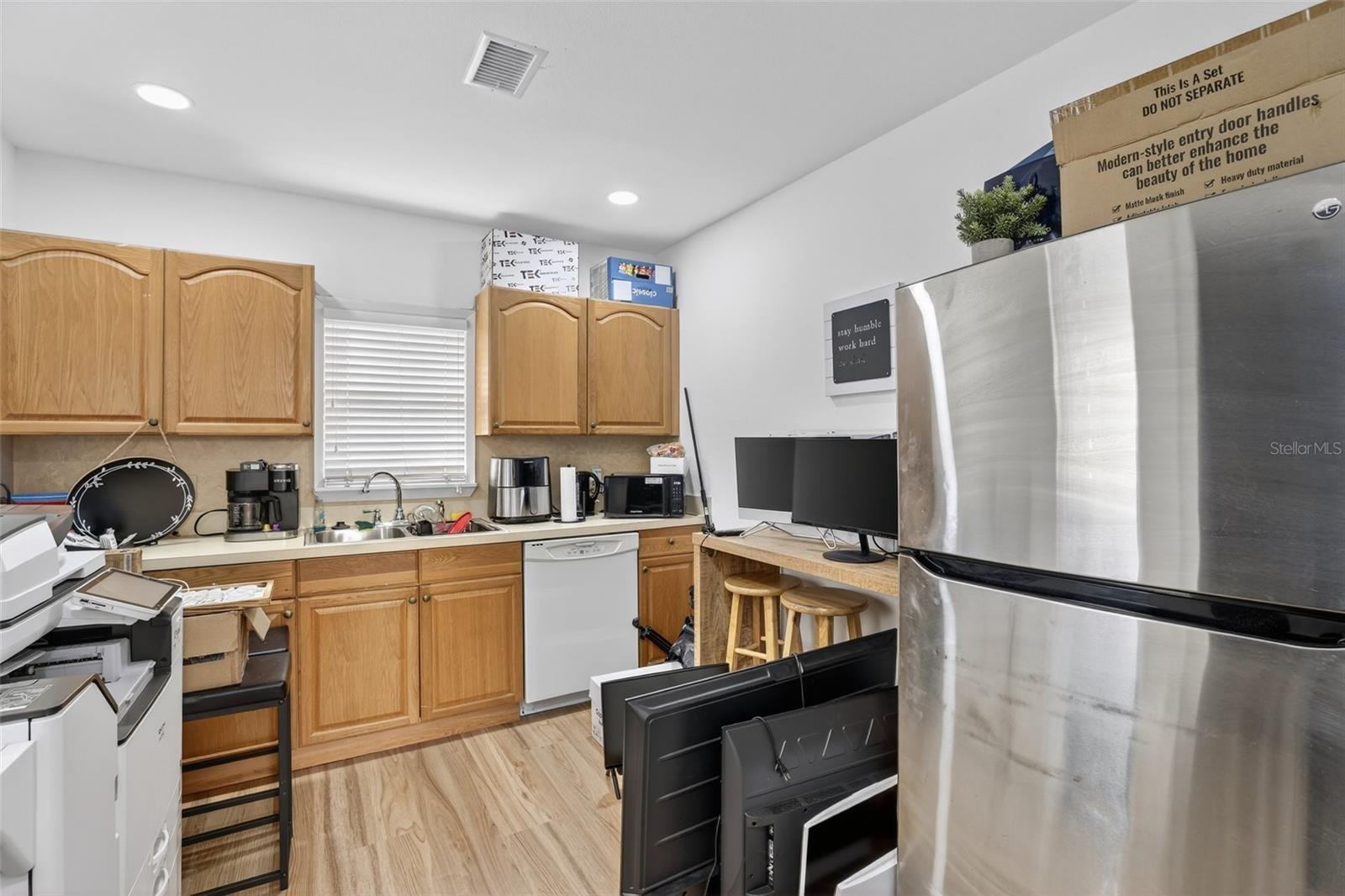 1922 HILLCREST ST, ORLANDO, FL — photo 9