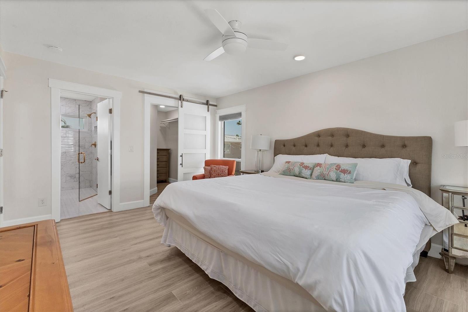 825 TARAWITT DR, LONGBOAT KEY, FL — photo 21