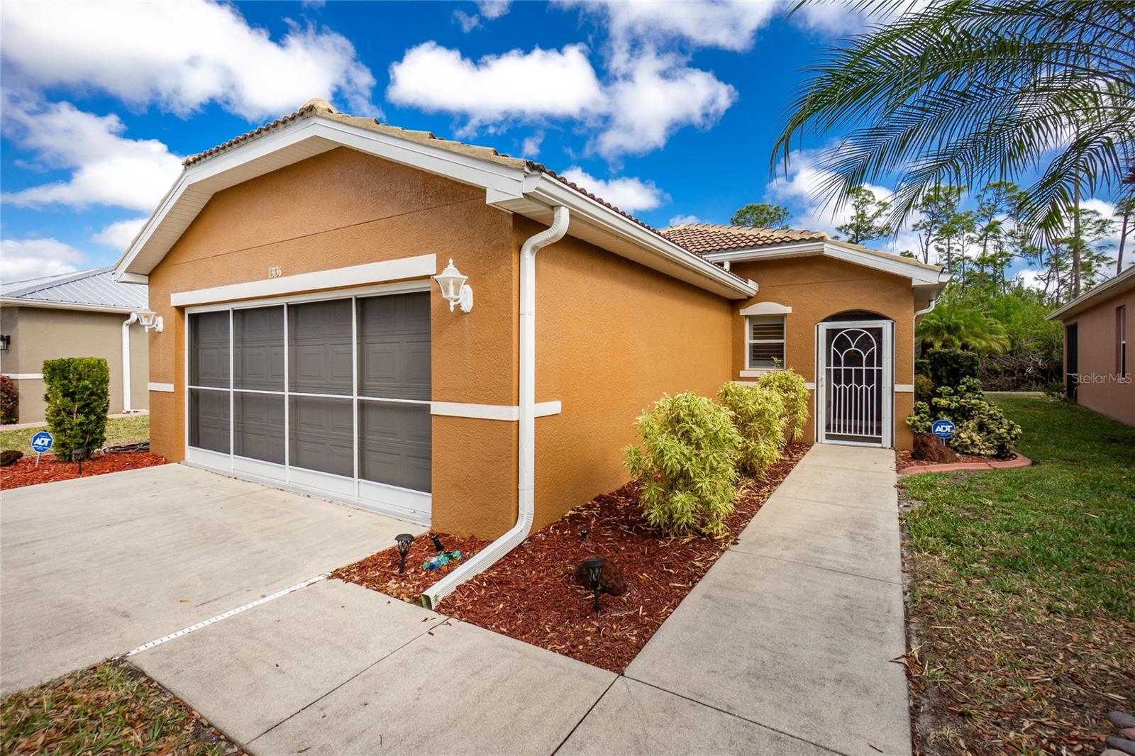 13136 SW PEMBROKE CIR N, LAKE SUZY, FL — photo 45