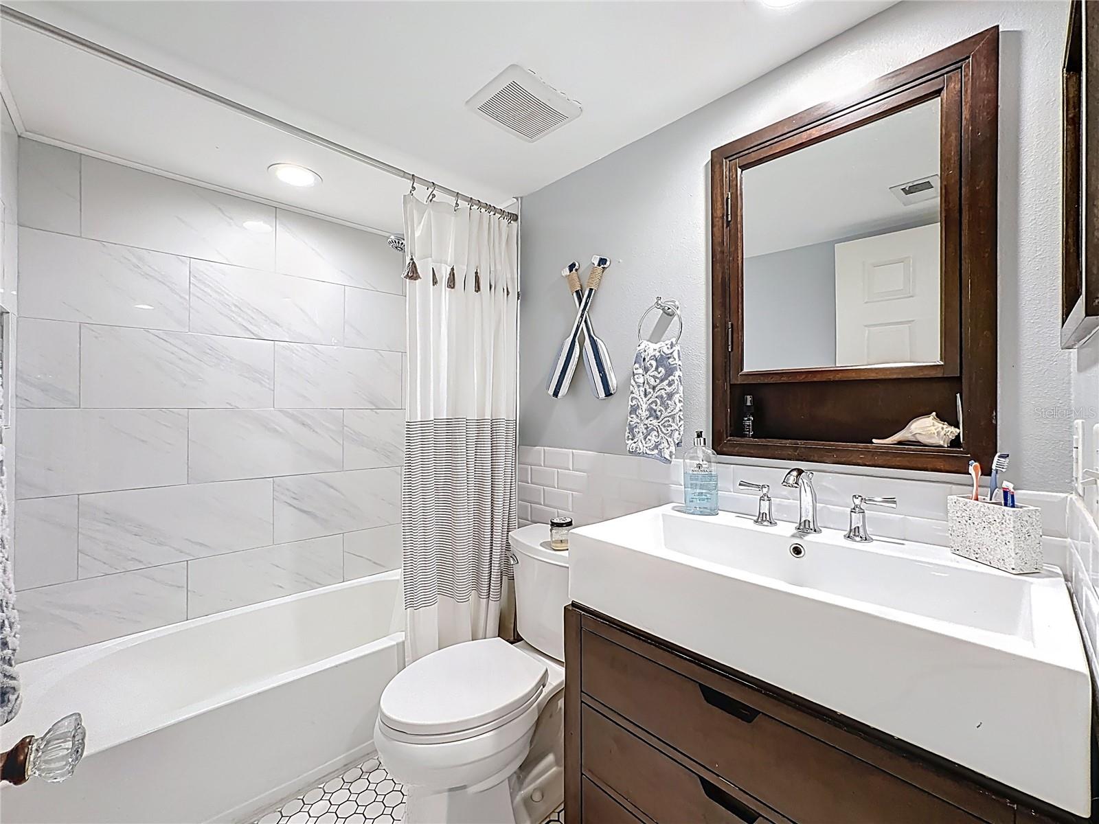1715 PELICAN COVE RD #GL438, SARASOTA, FL — photo 23