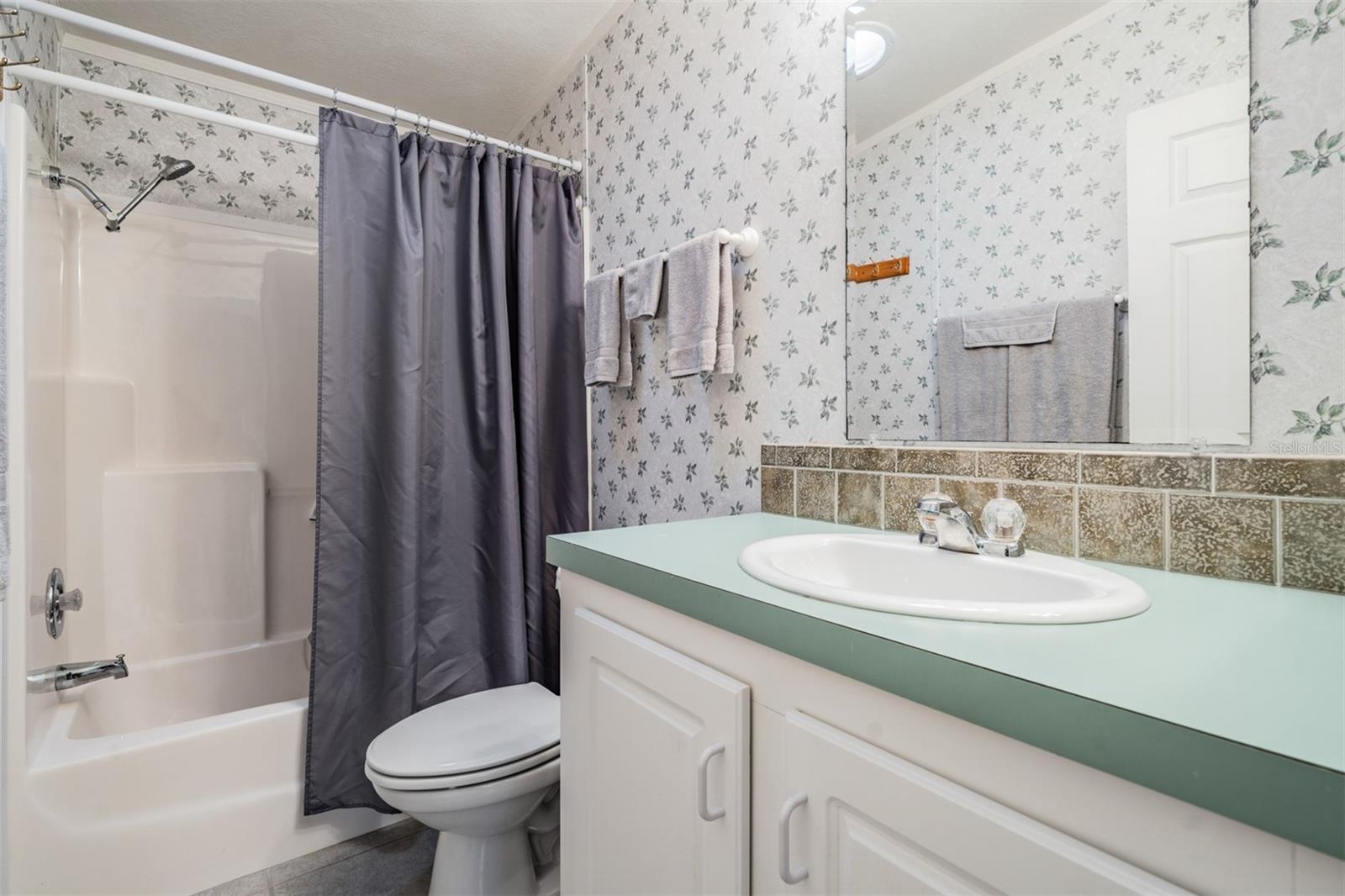 37443 GILL AVE, ZEPHYRHILLS, FL — photo 43