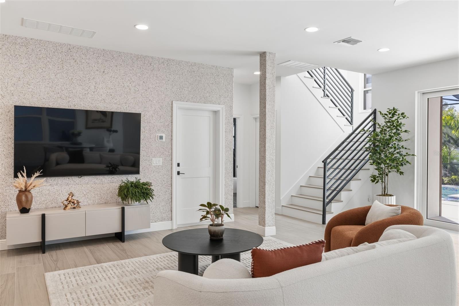 639 43RD AVE N, ST PETERSBURG, FL — photo 13