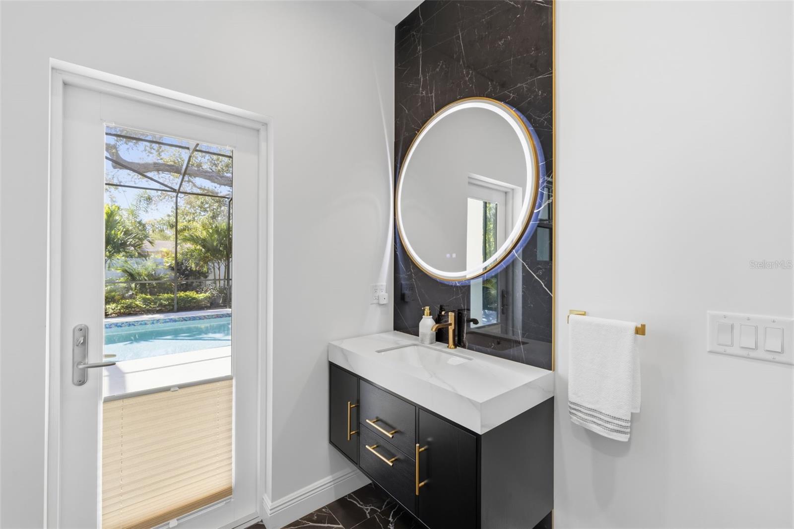 639 43RD AVE N, ST PETERSBURG, FL — photo 24