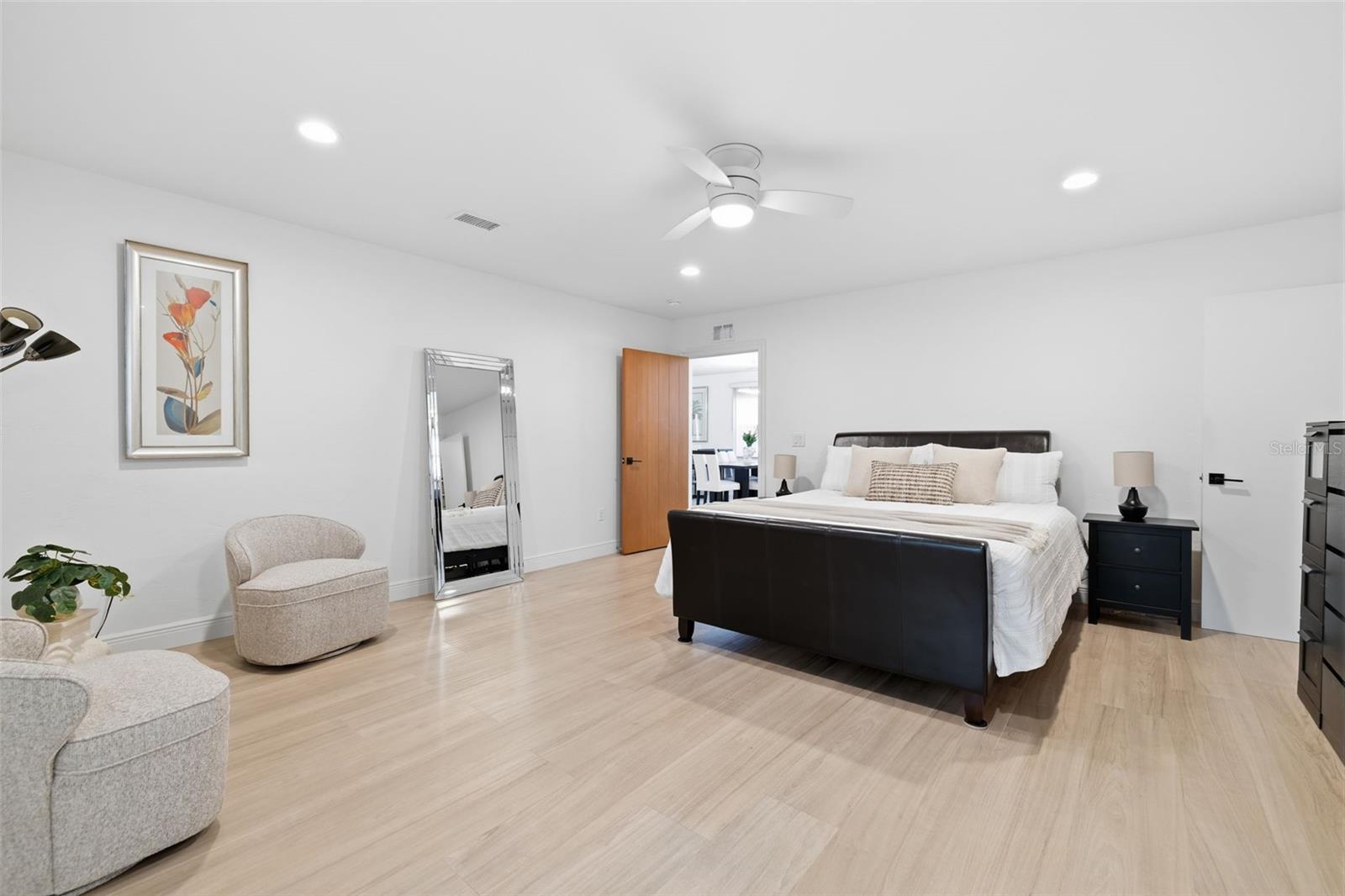 639 43RD AVE N, ST PETERSBURG, FL — photo 75