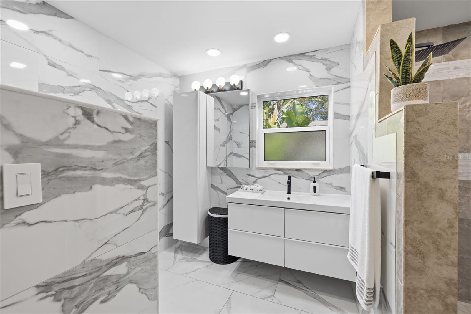 639 43RD AVE N, ST PETERSBURG, FL — photo 78