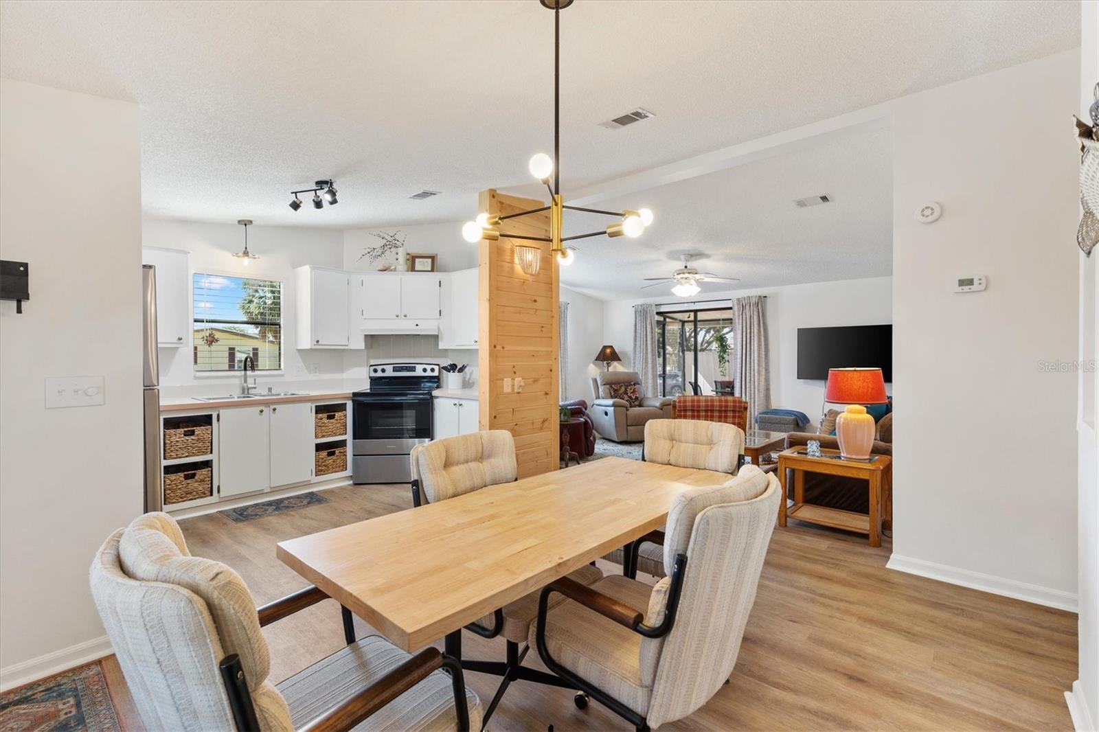 520 SAINT ANDREWS BLVD, LADY LAKE, FL — photo 5