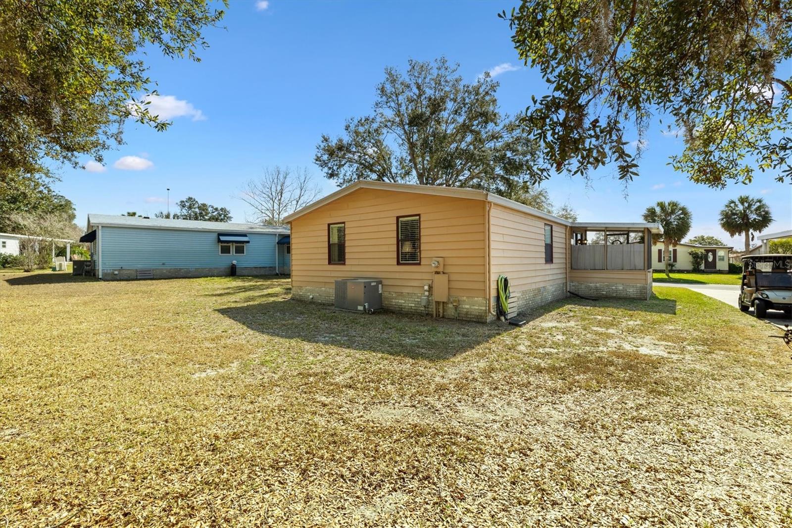 520 SAINT ANDREWS BLVD, LADY LAKE, FL — photo 11