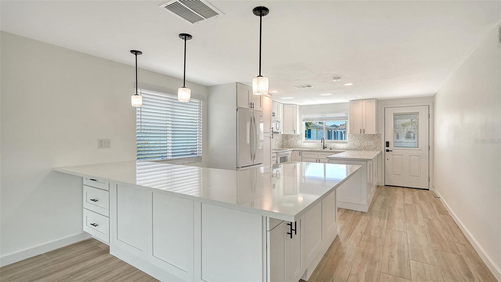 , LONGBOAT KEY, FL — photo 7