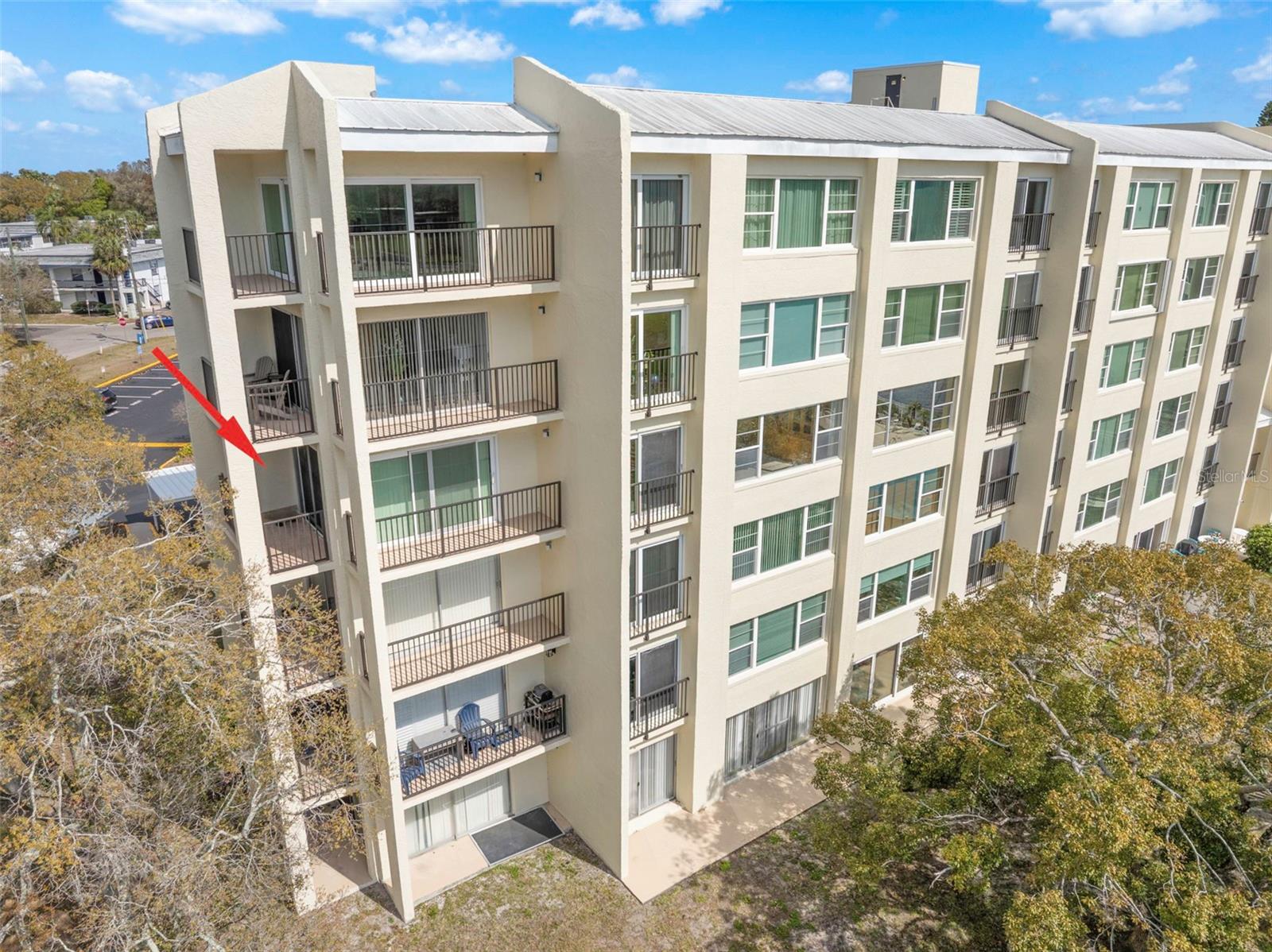 225 COUNTRY CLUB DR #F-1401, LARGO, FL — photo 31