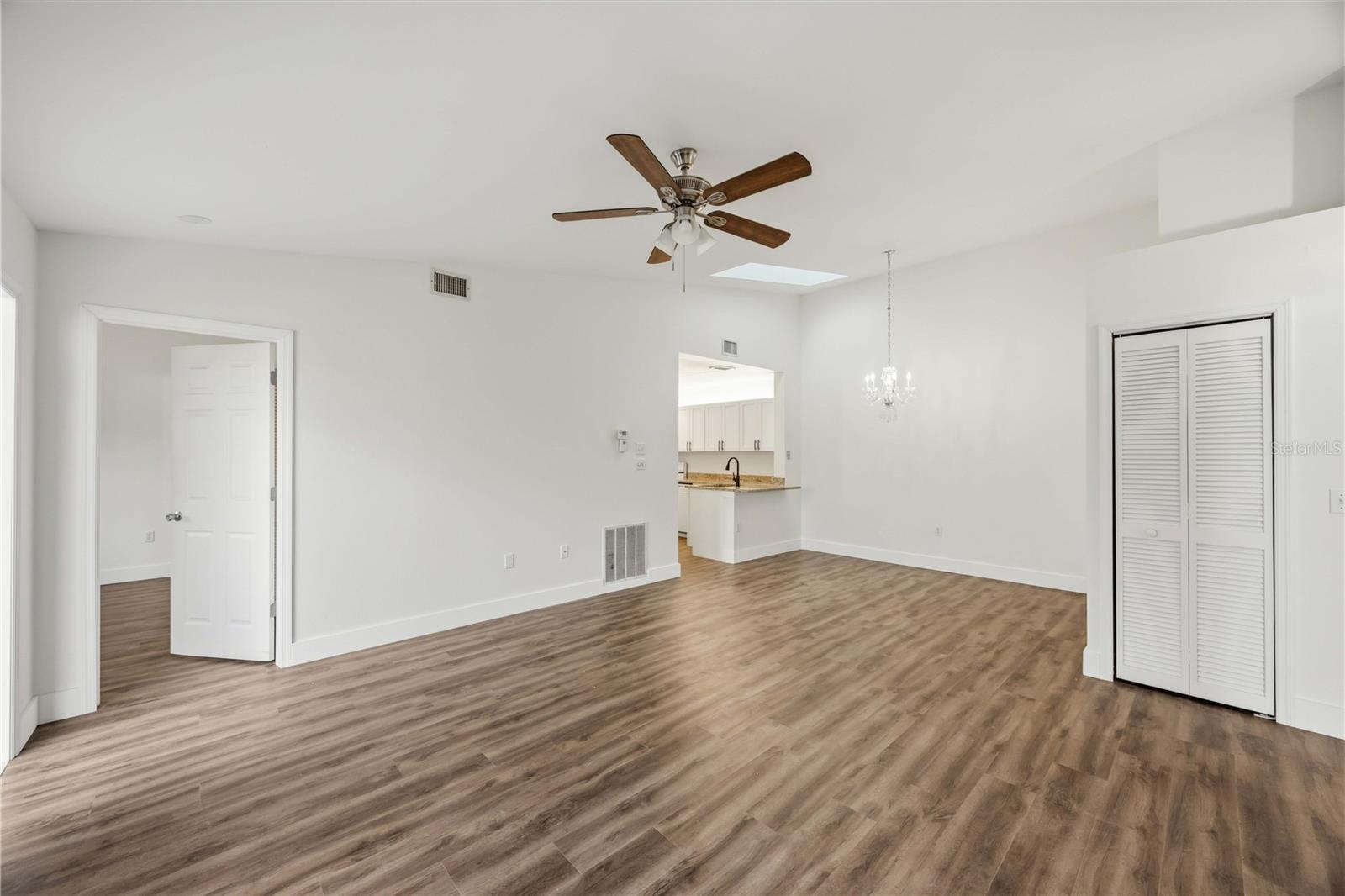 3300 LOVELAND BLVD #2501, PUNTA GORDA, FL — photo 6