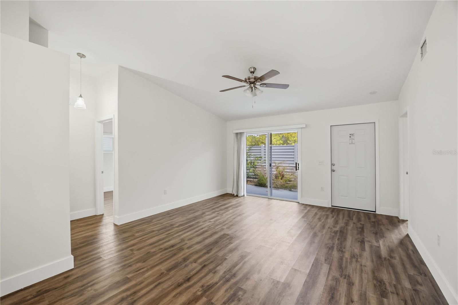 3300 LOVELAND BLVD #2501, PUNTA GORDA, FL — photo 8