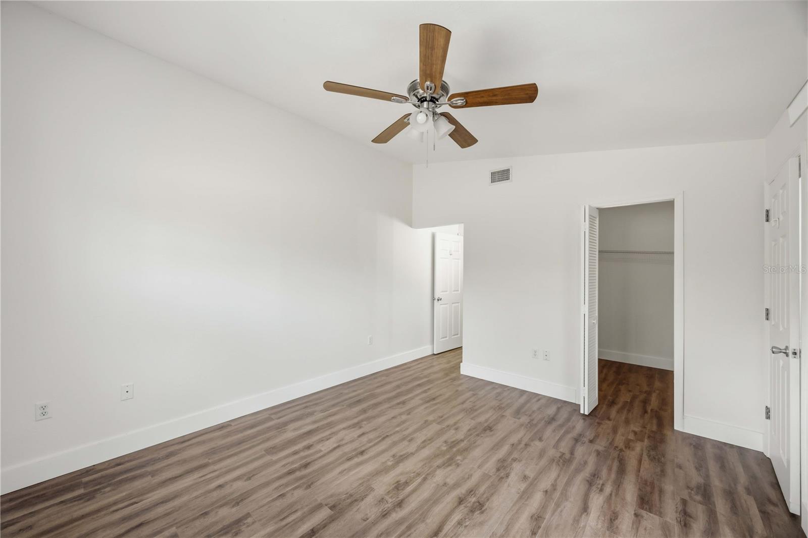 3300 LOVELAND BLVD #2501, PUNTA GORDA, FL — photo 15