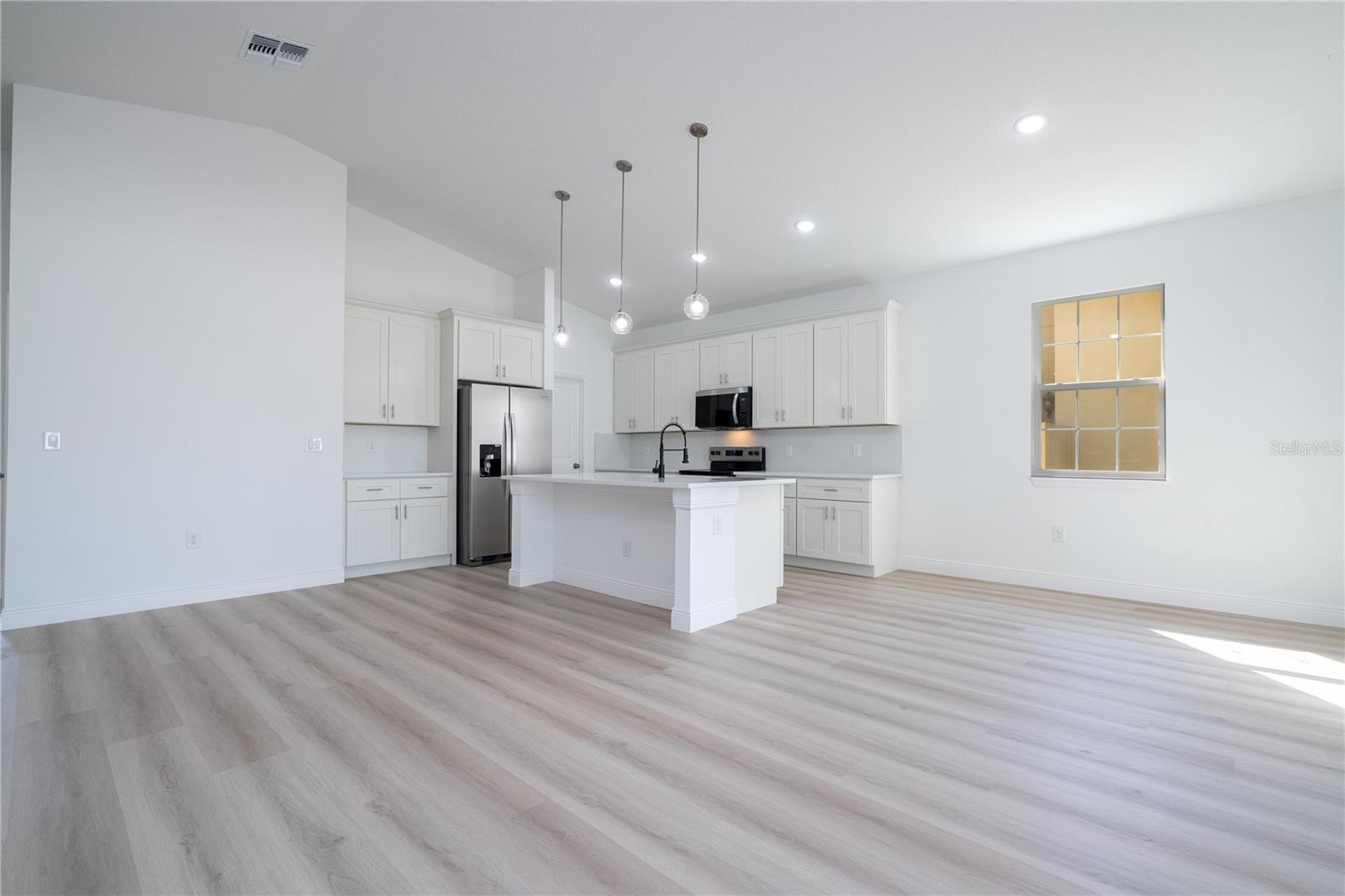 355 VILLA SORRENTO CIR, HAINES CITY, FL — photo 42
