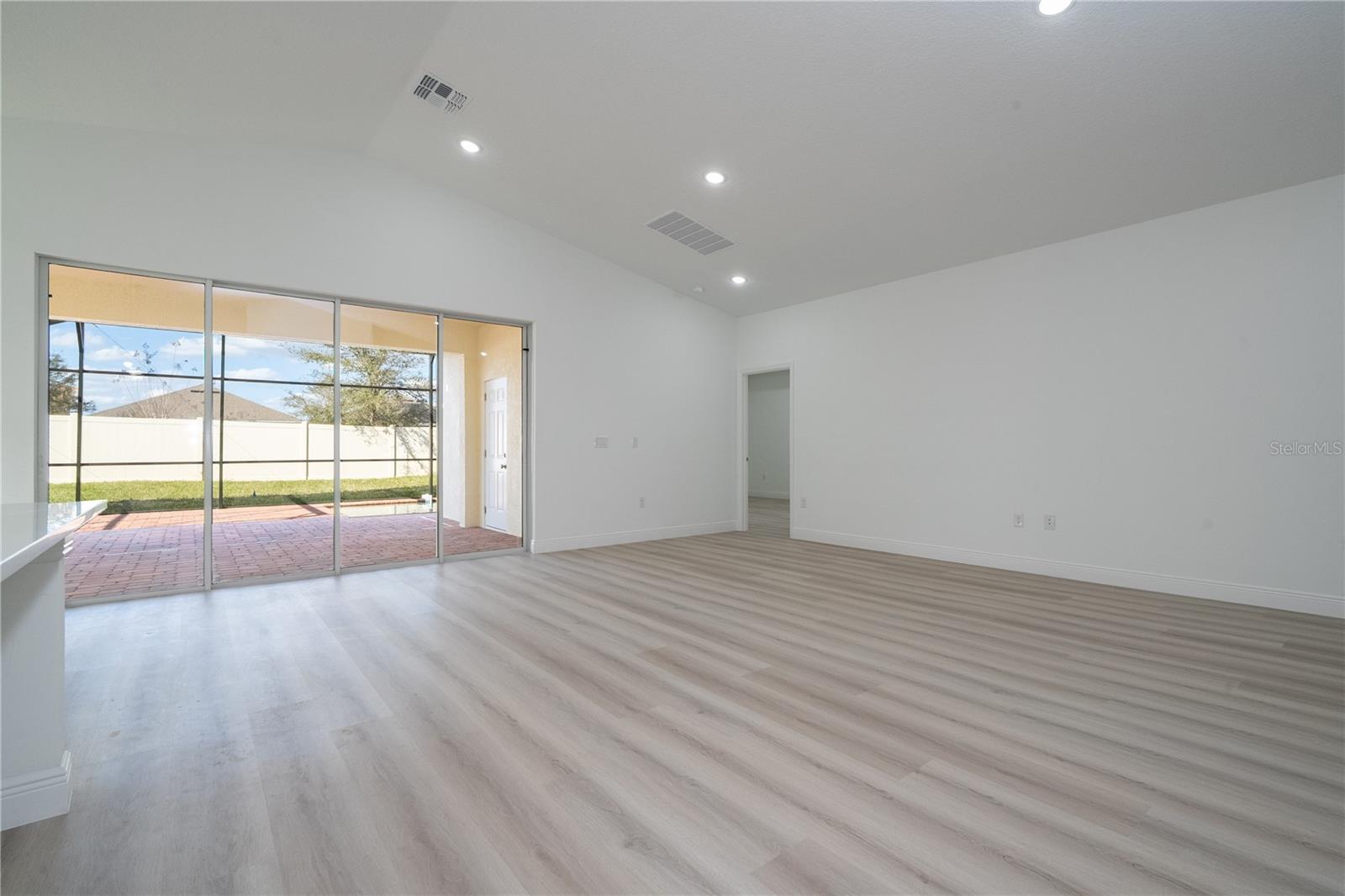 355 VILLA SORRENTO CIR, HAINES CITY, FL — photo 50