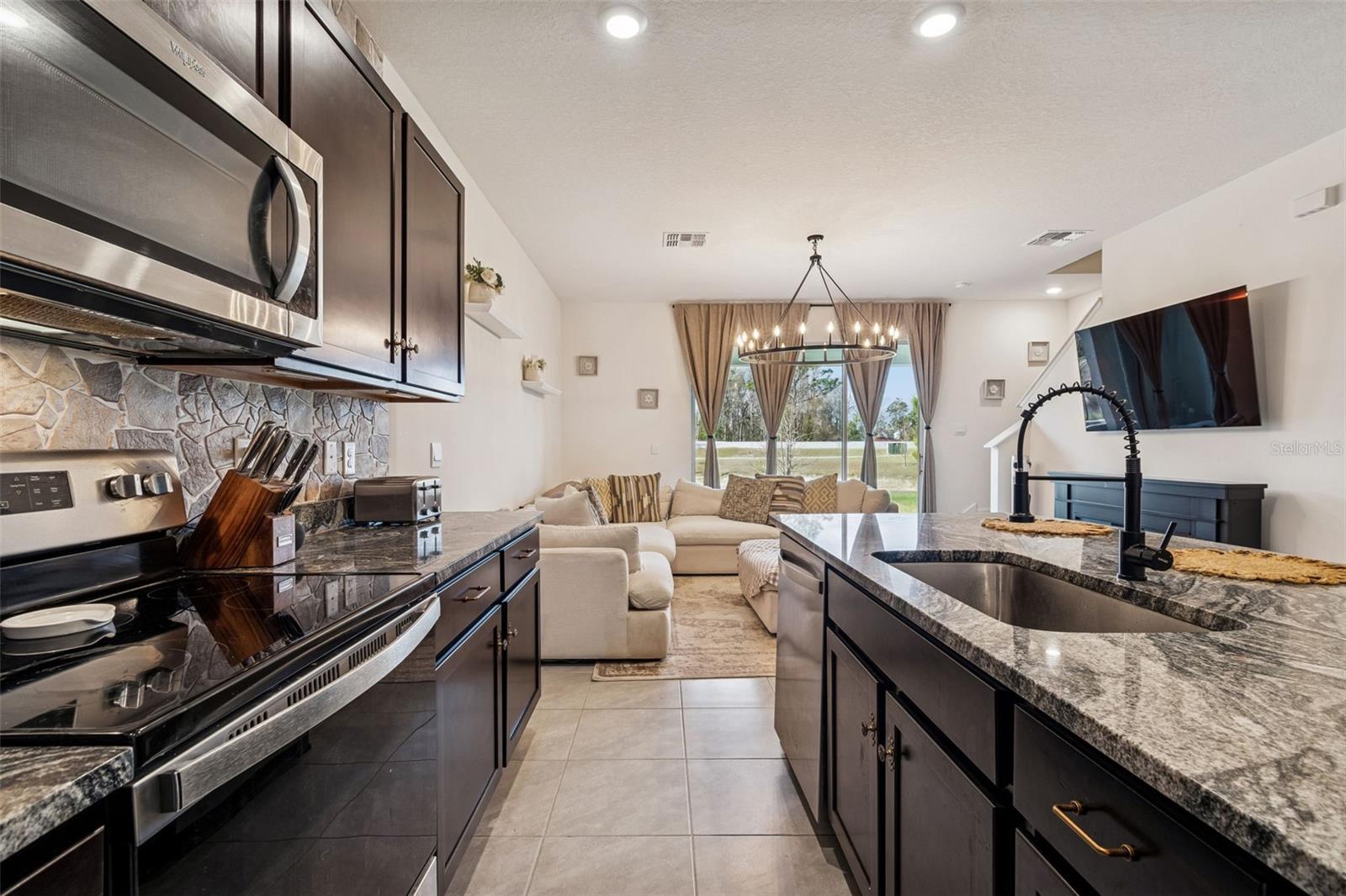 11032 CRESCENT DEER DR, LAND O LAKES, FL — photo 4