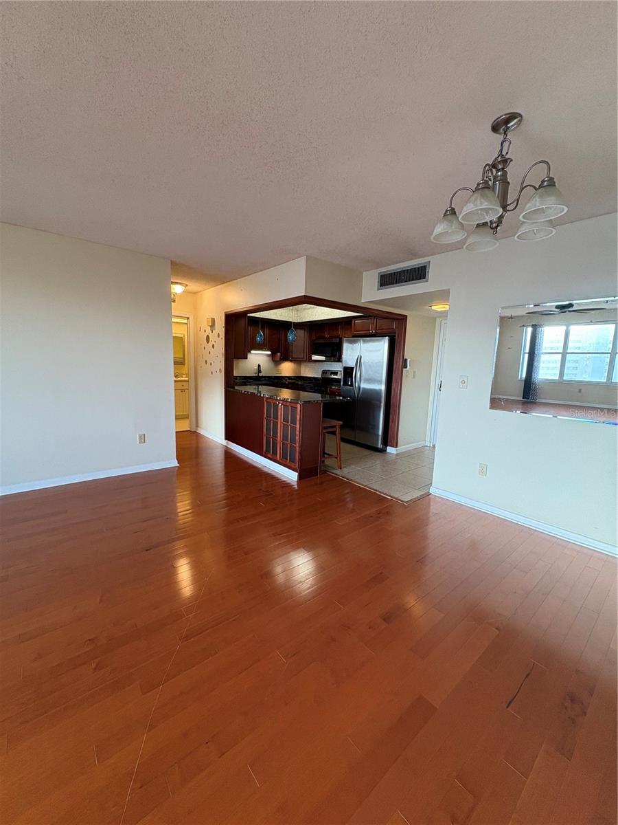 5220 BRITTANY DR S #803, ST PETERSBURG, FL — photo 17