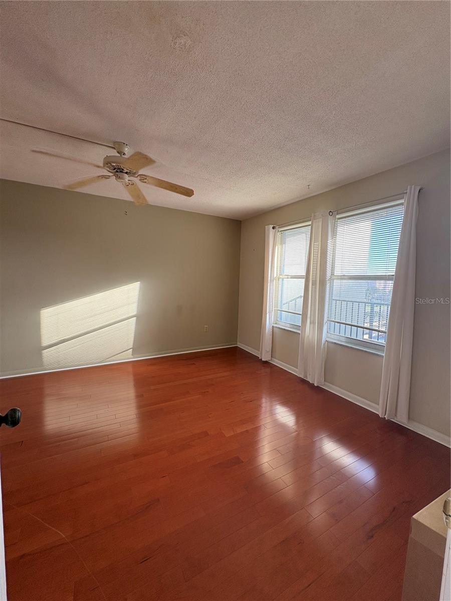 5220 BRITTANY DR S #803, ST PETERSBURG, FL — photo 27