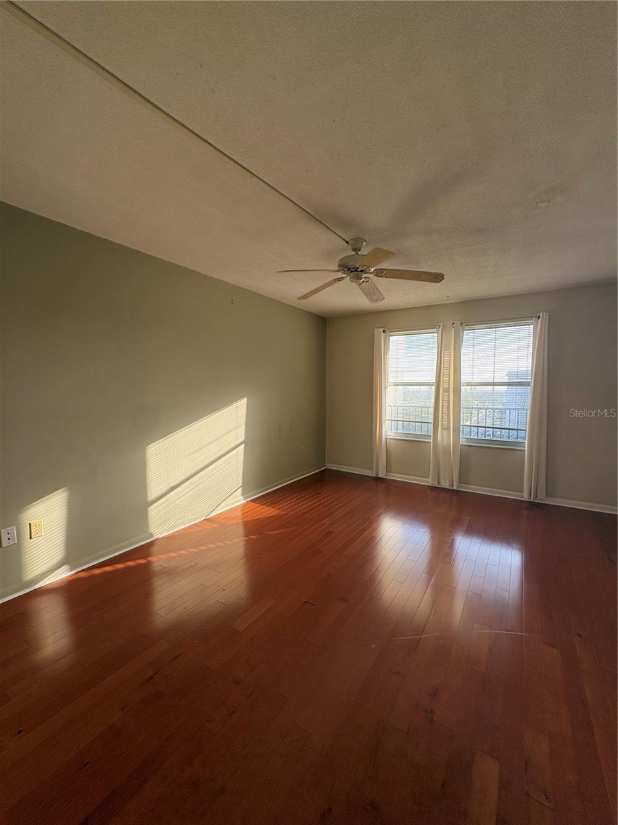 5220 BRITTANY DR S #803, ST PETERSBURG, FL — photo 31