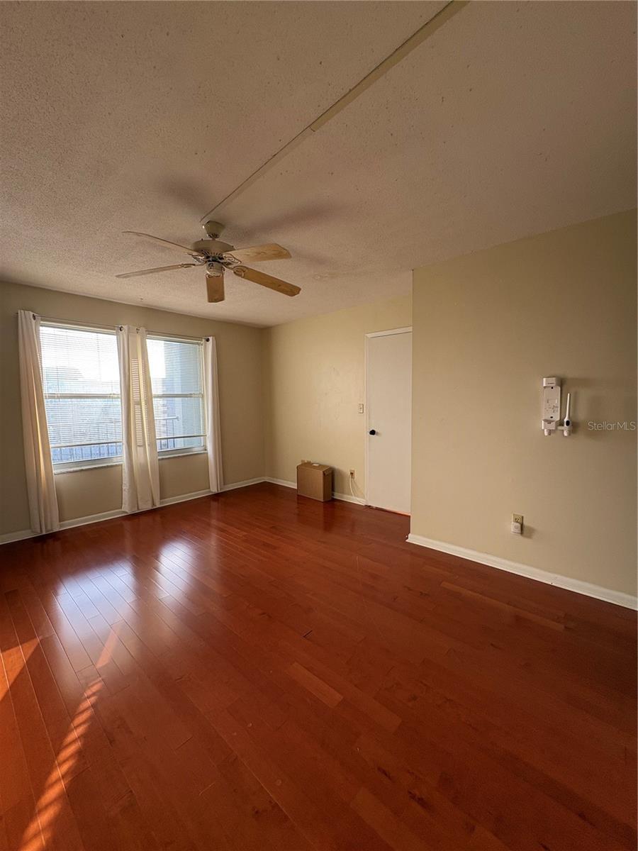 5220 BRITTANY DR S #803, ST PETERSBURG, FL — photo 10