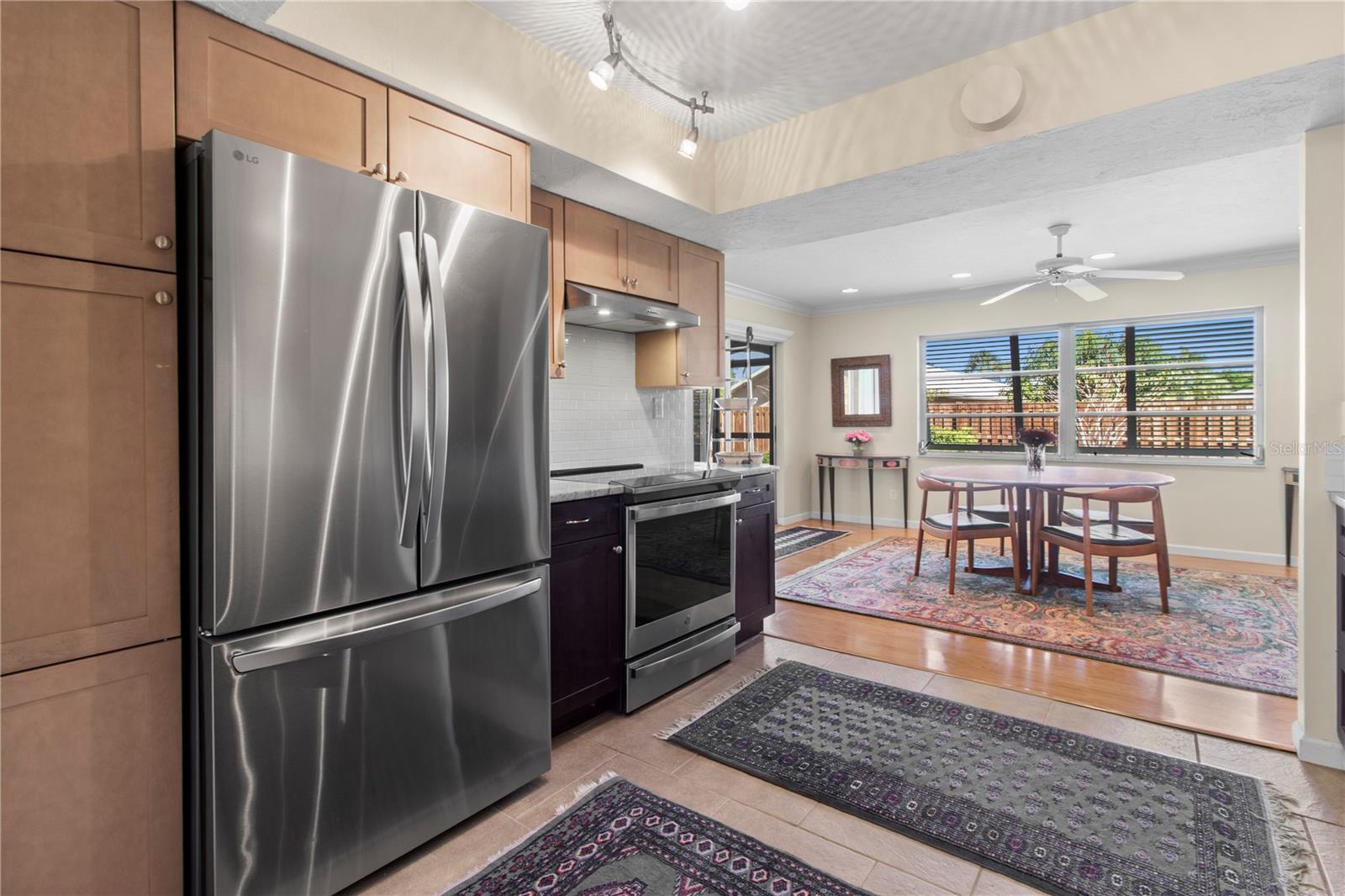 7926 CYPRESS LAKE DR, SARASOTA, FL — photo 11
