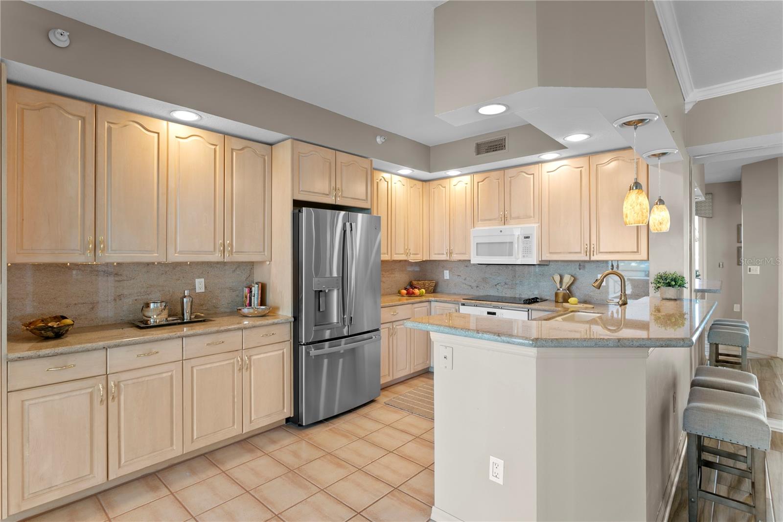 4717 DOLPHIN CAY LN S #507, ST PETERSBURG, FL — photo 19