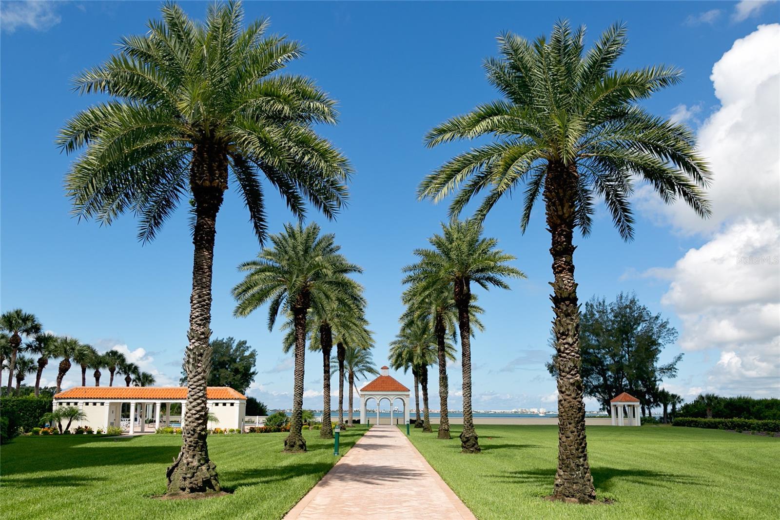 4717 DOLPHIN CAY LN S #507, ST PETERSBURG, FL — photo 43