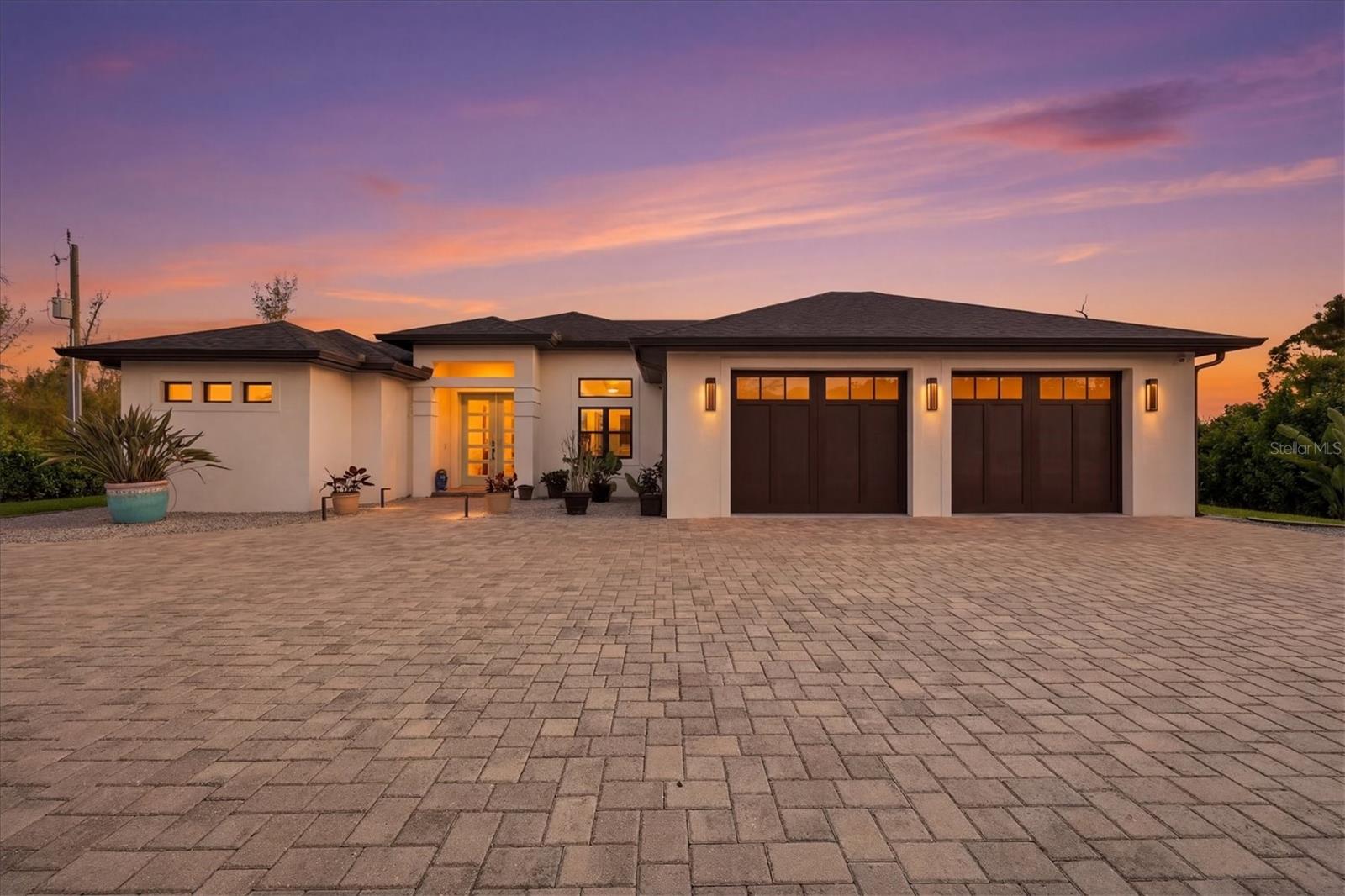 10726 KEARSARGE CIR, PORT CHARLOTTE, FL