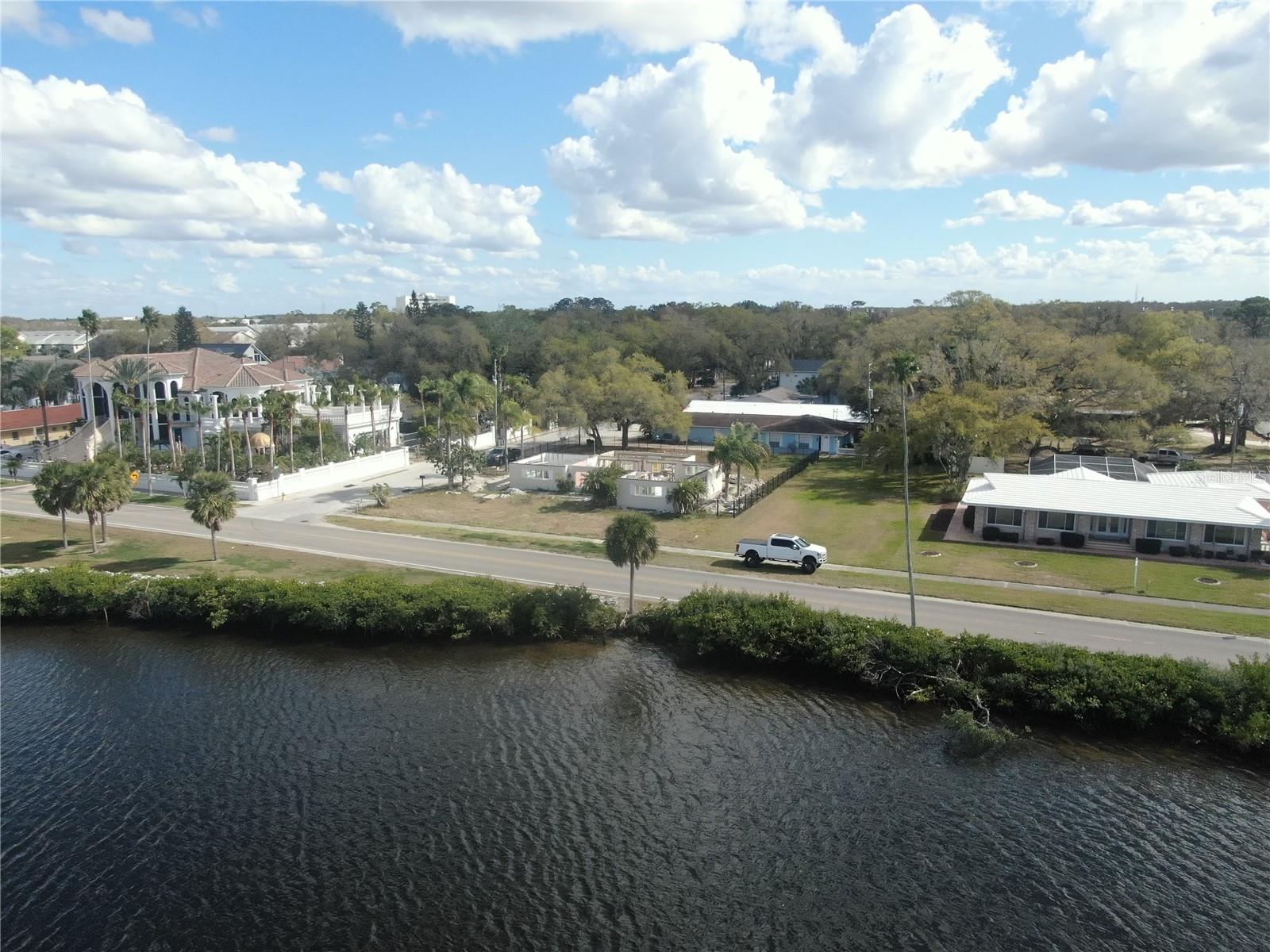 803 WHITCOMB BLVD, TARPON SPRINGS, FL — photo 5