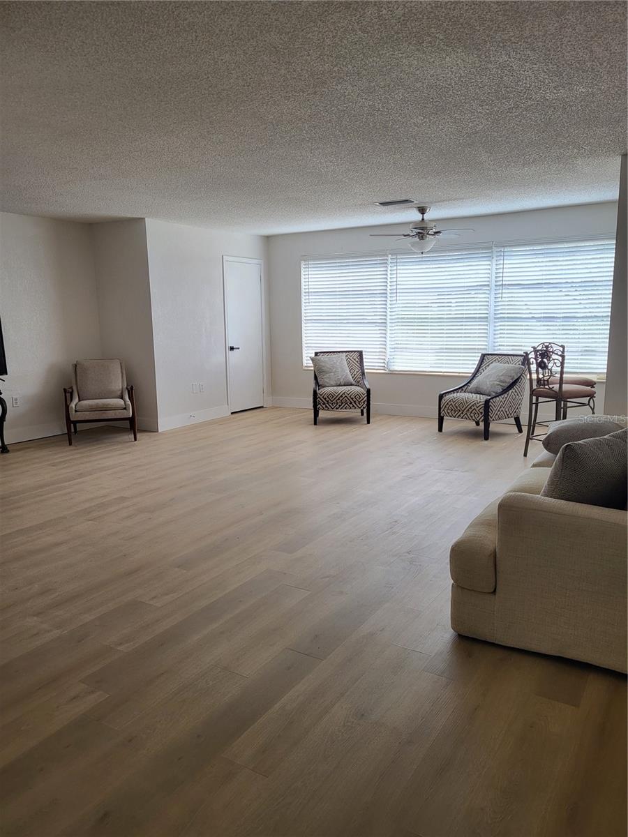 5521 80TH ST N #312, ST PETERSBURG, FL — photo 3